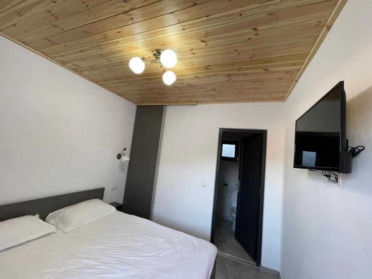 Casa De Langa Padure Hotel Sighetu Marmaţiei Eksteriør billede
