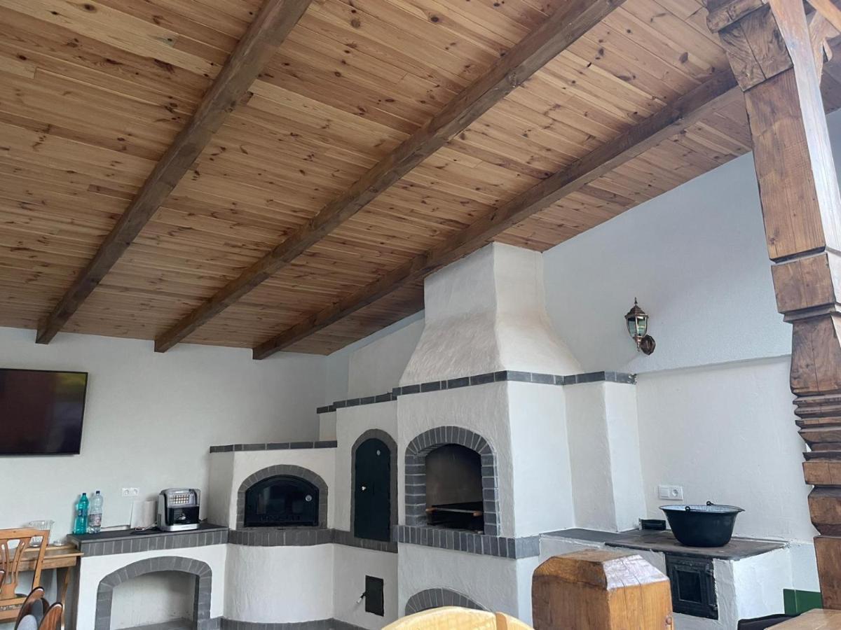 Casa De Langa Padure Hotel Sighetu Marmaţiei Eksteriør billede