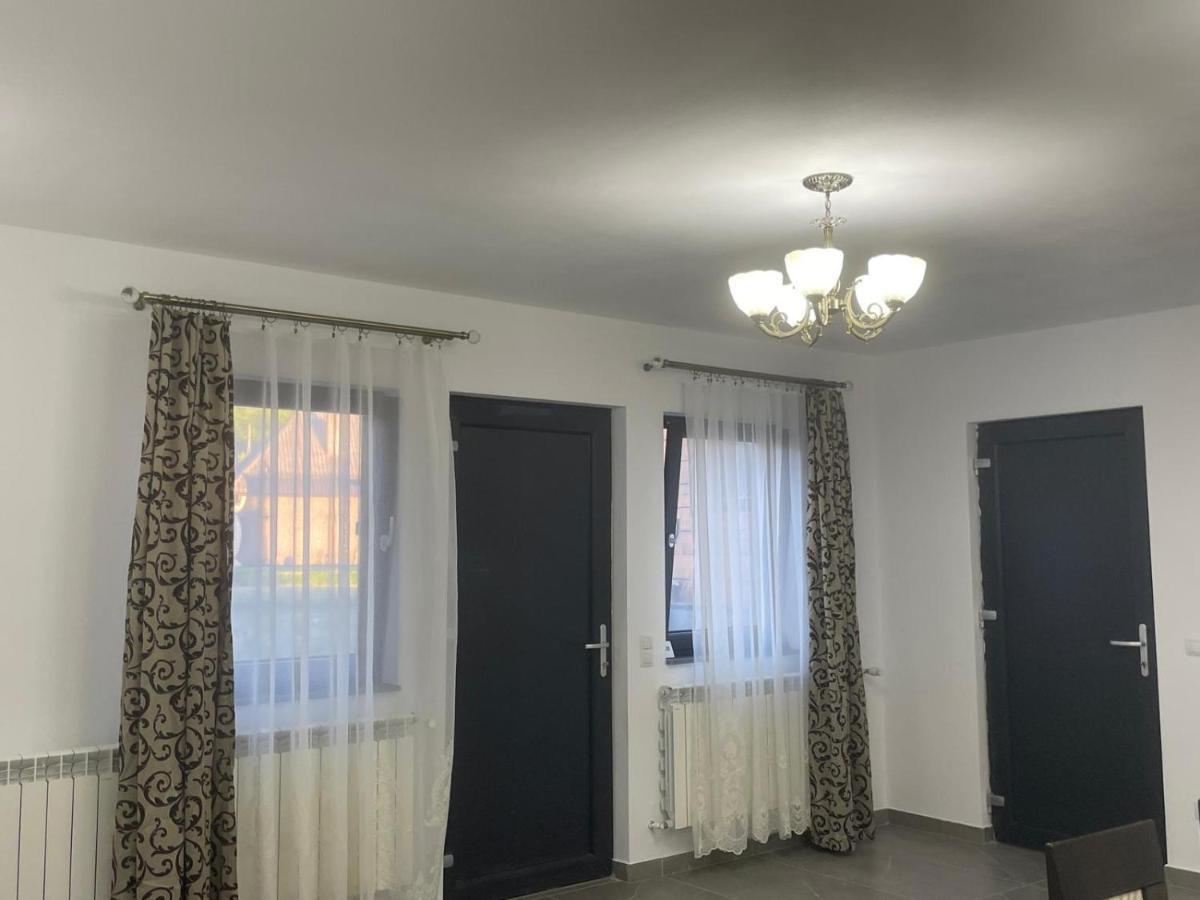 Casa De Langa Padure Hotel Sighetu Marmaţiei Eksteriør billede