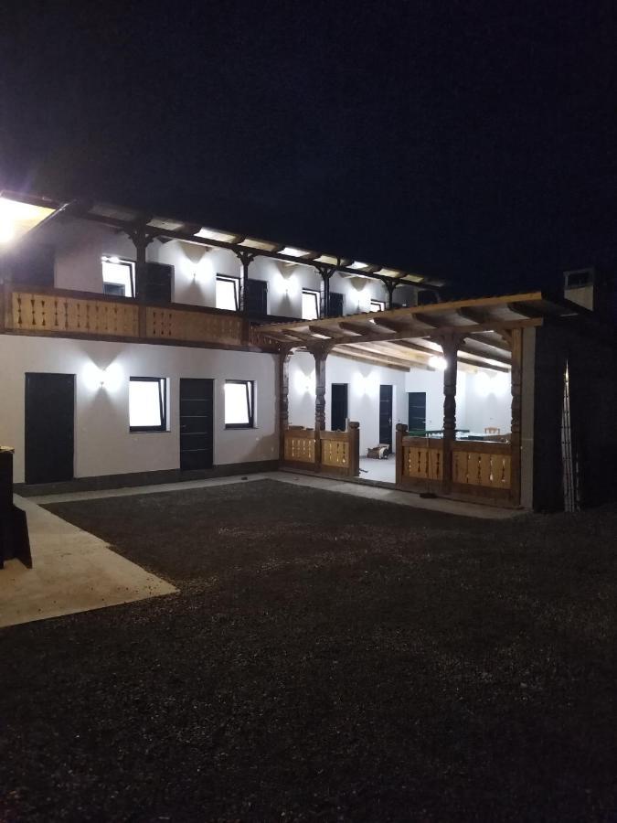 Casa De Langa Padure Hotel Sighetu Marmaţiei Eksteriør billede